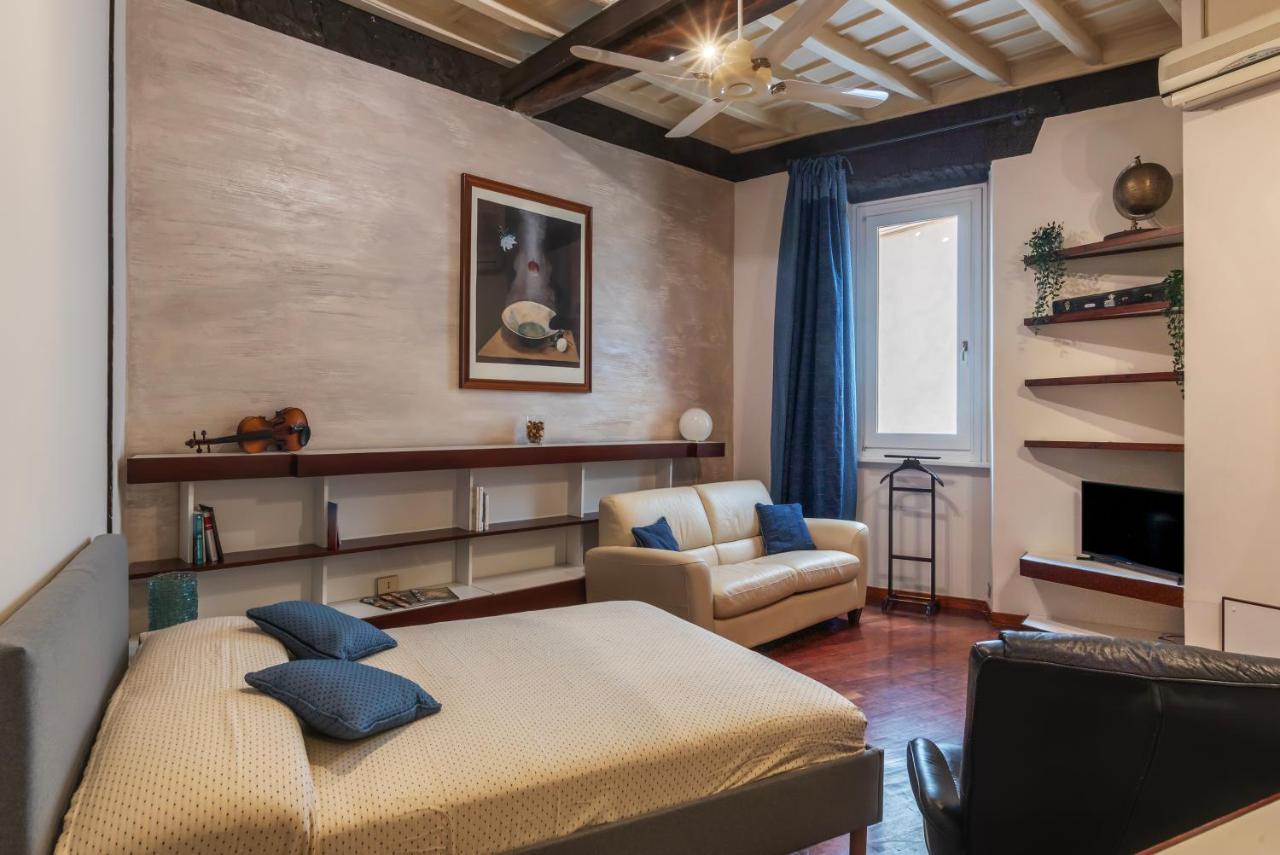 Апартаменти Piazza Navona Petite House Рим Екстер'єр фото